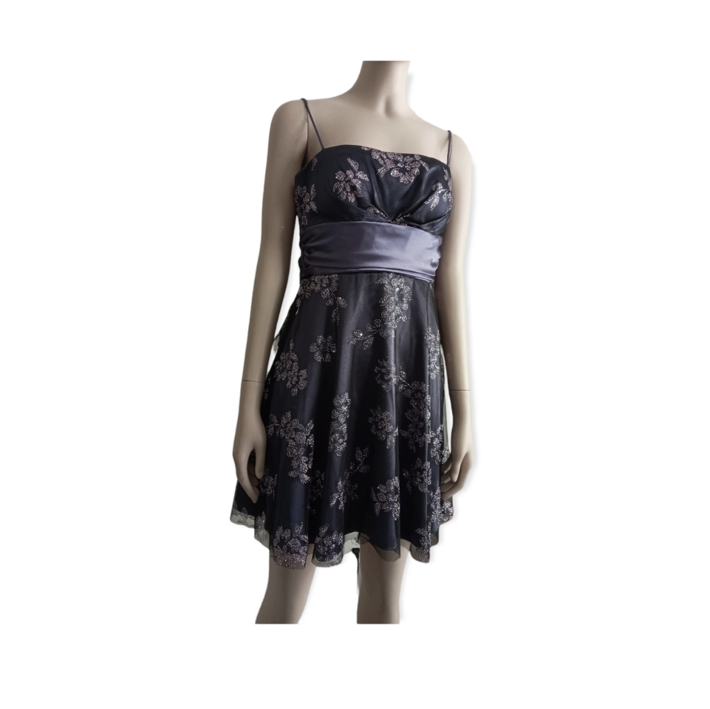 JUMP APPAREL dress with glitter size 6 holiday homecoming prom dress